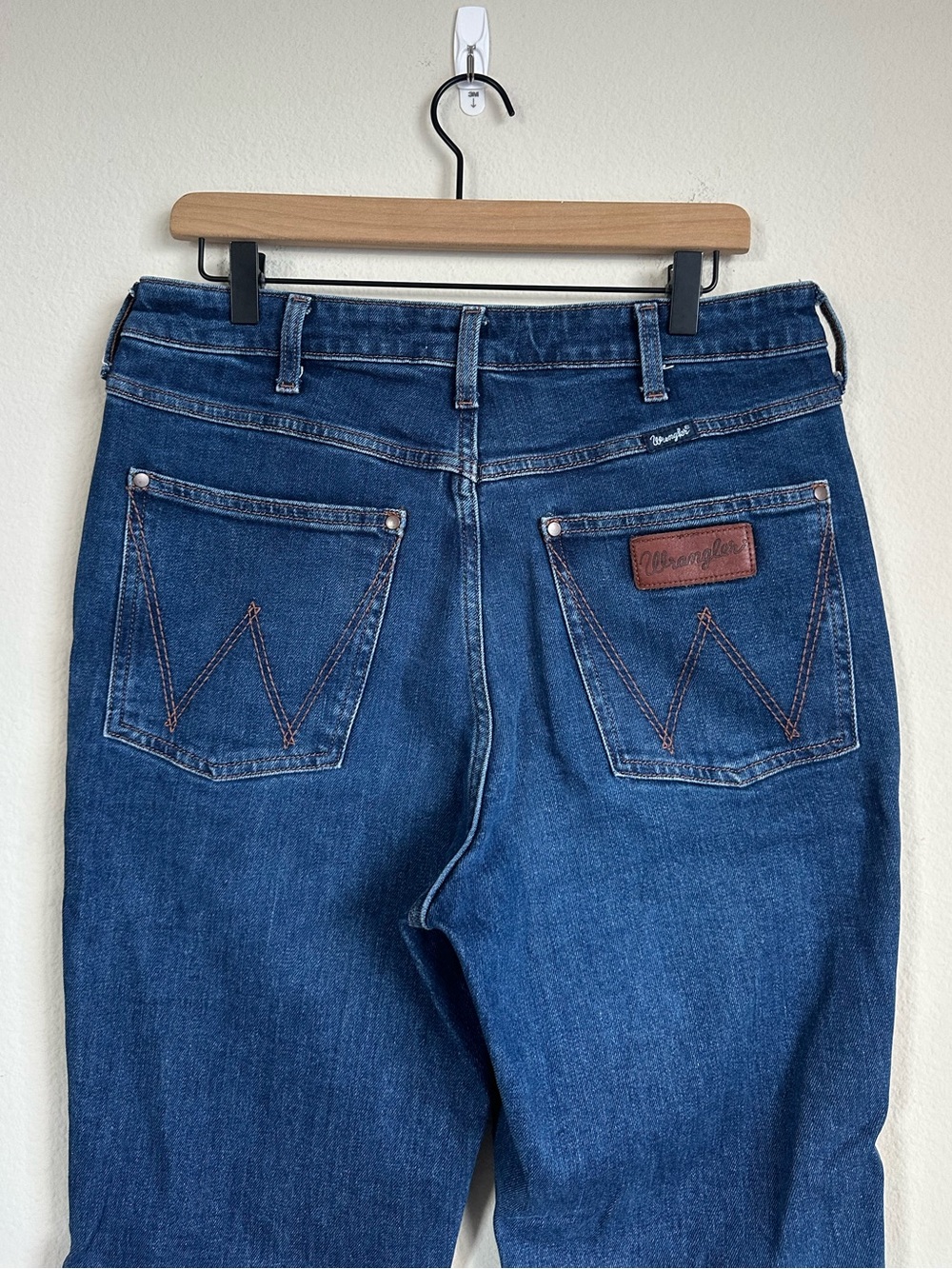 Wrangler Retro Bailey High Rise Bootcut Jeans - Picture 4 of 15